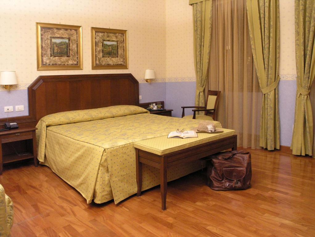 Hotel Filippeschi Орвието Экстерьер фото