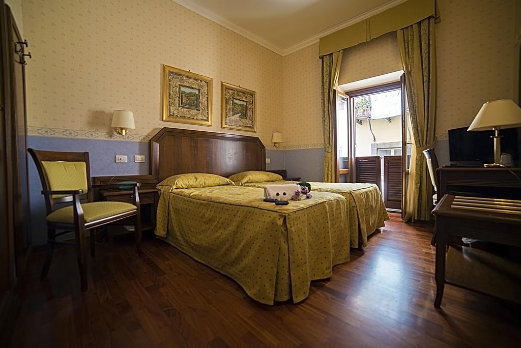 Hotel Filippeschi Орвието Экстерьер фото