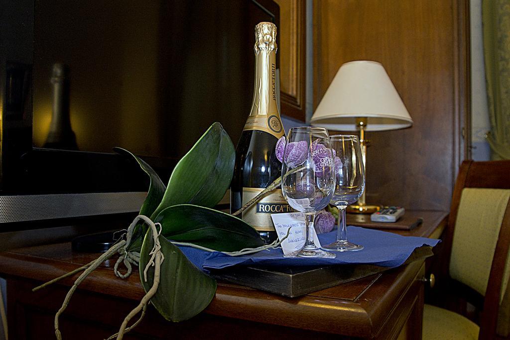 Hotel Filippeschi Орвието Экстерьер фото