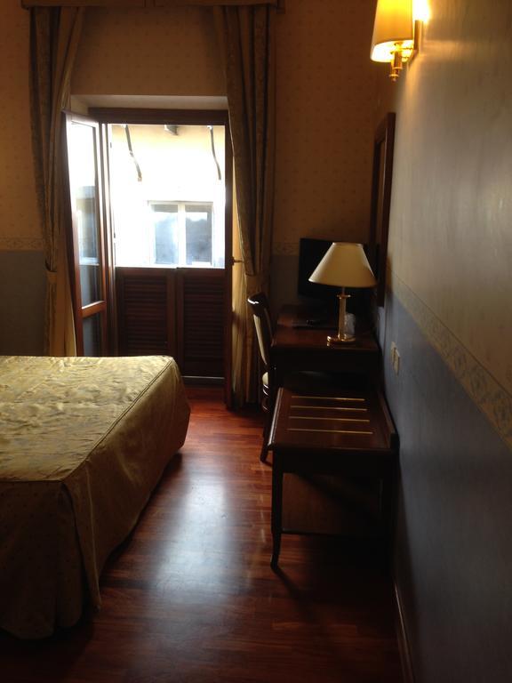 Hotel Filippeschi Орвието Экстерьер фото